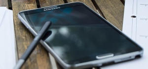 samsung galaxy note 4 smartphone