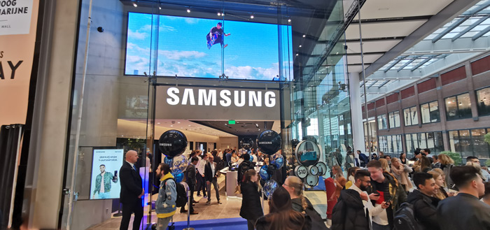 Victor Brood Koreaans Samsung opent eigen Experience Store in Utrecht (foto's)