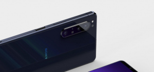 Sony Xperia 5 Plus render header