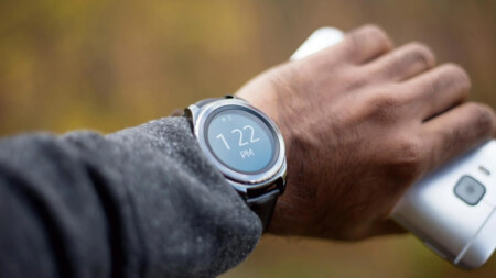 Smartwatch header